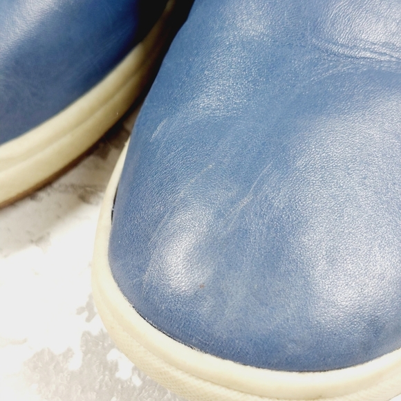 Earth Origins Ellis Blue Leather Ruffle Slip-Ons Flats C984 - Picture 11 of 12